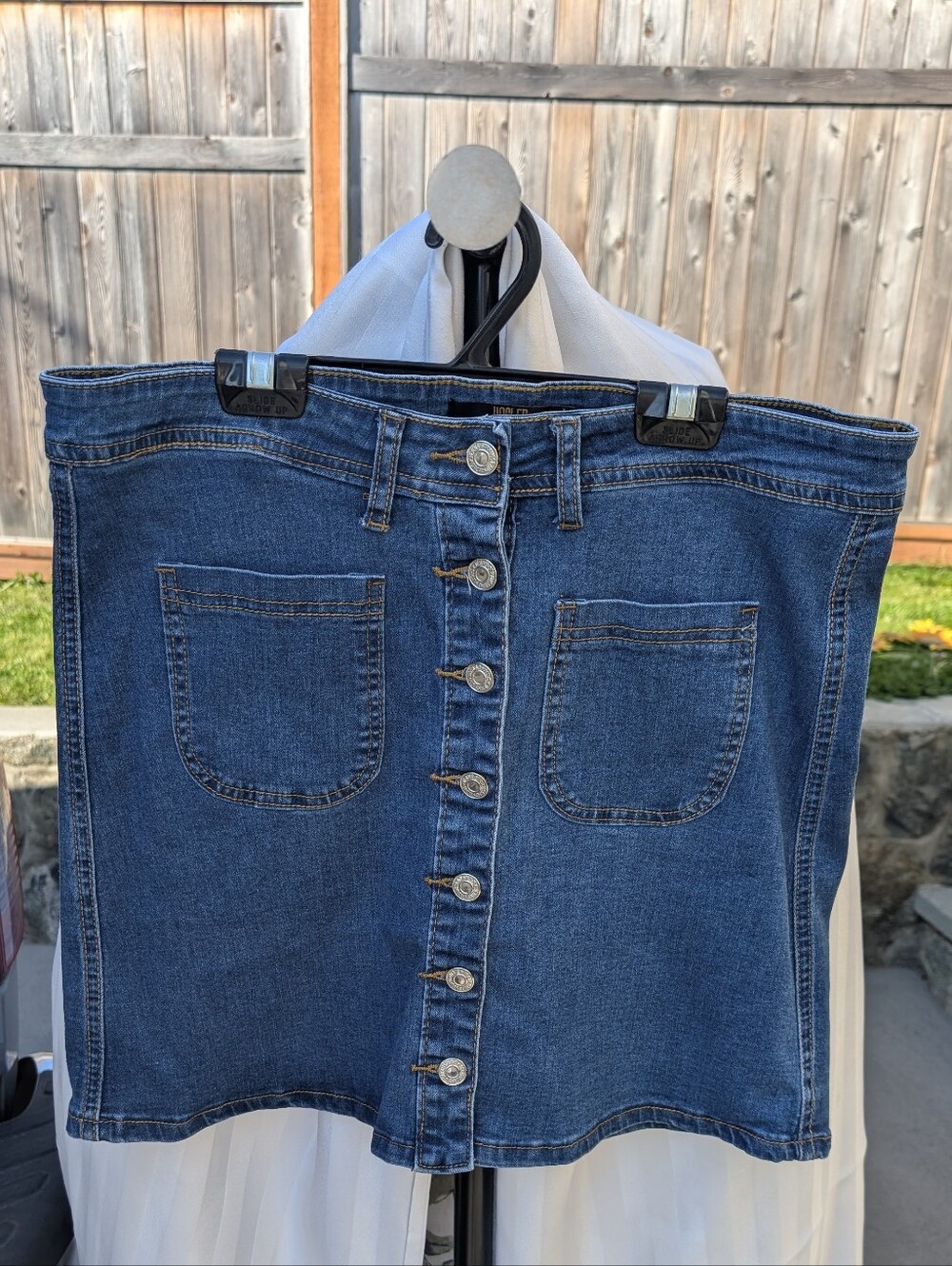 Women's Blue Denim Button-Front Skirt